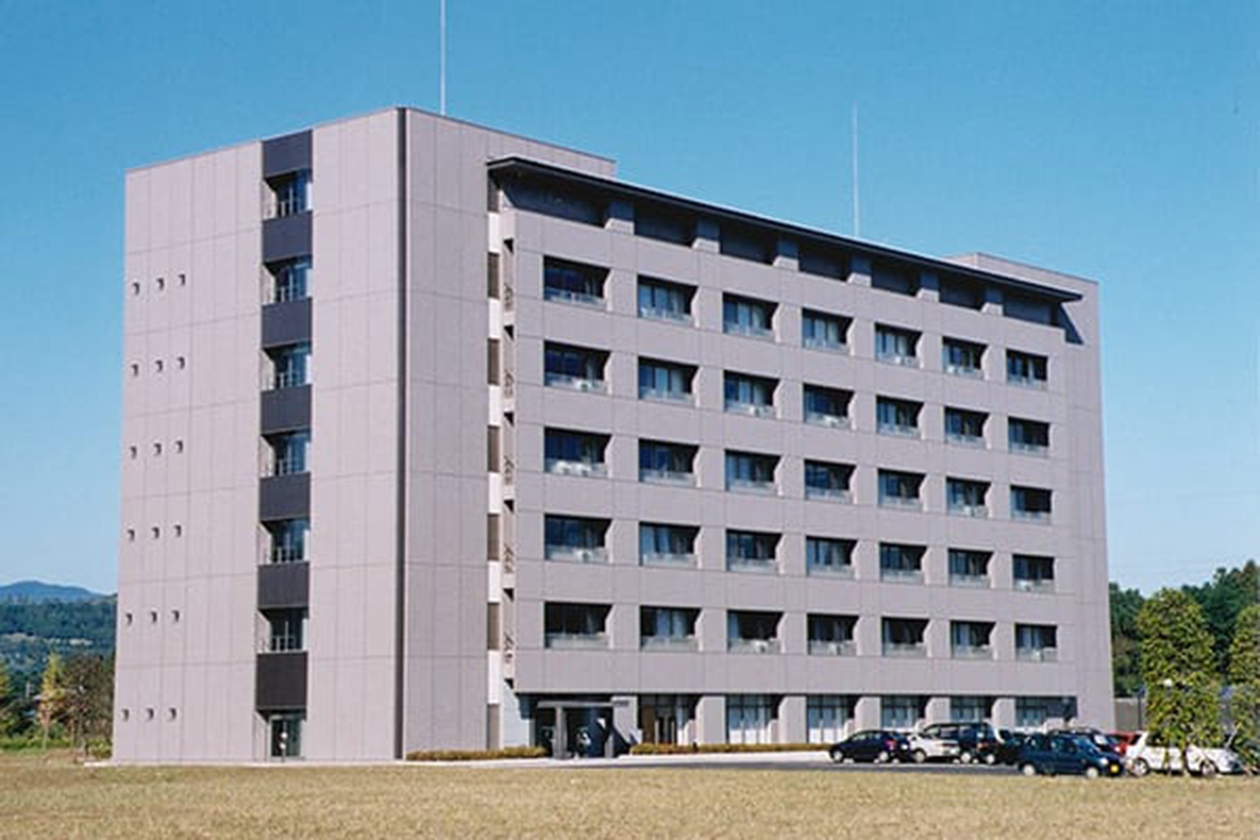 2001(平成13)年 ゲノム医学研究センター竣工