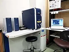 走査型電子顕微鏡(2)