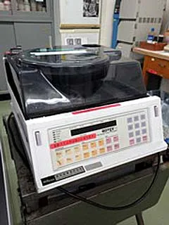 オートティシュプロセッサ