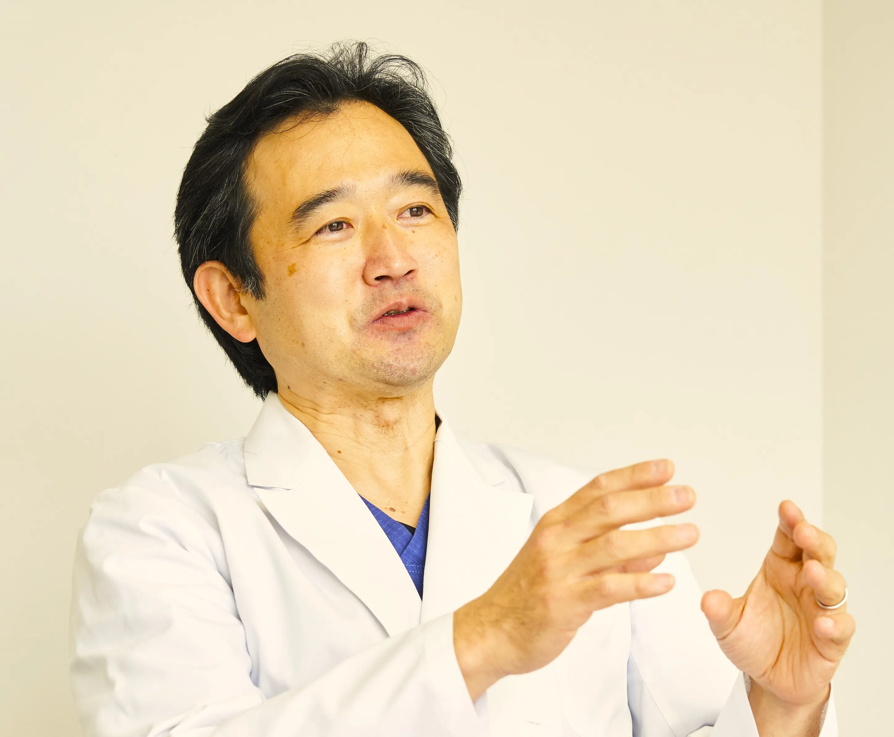 泌尿器科診療部長　教授